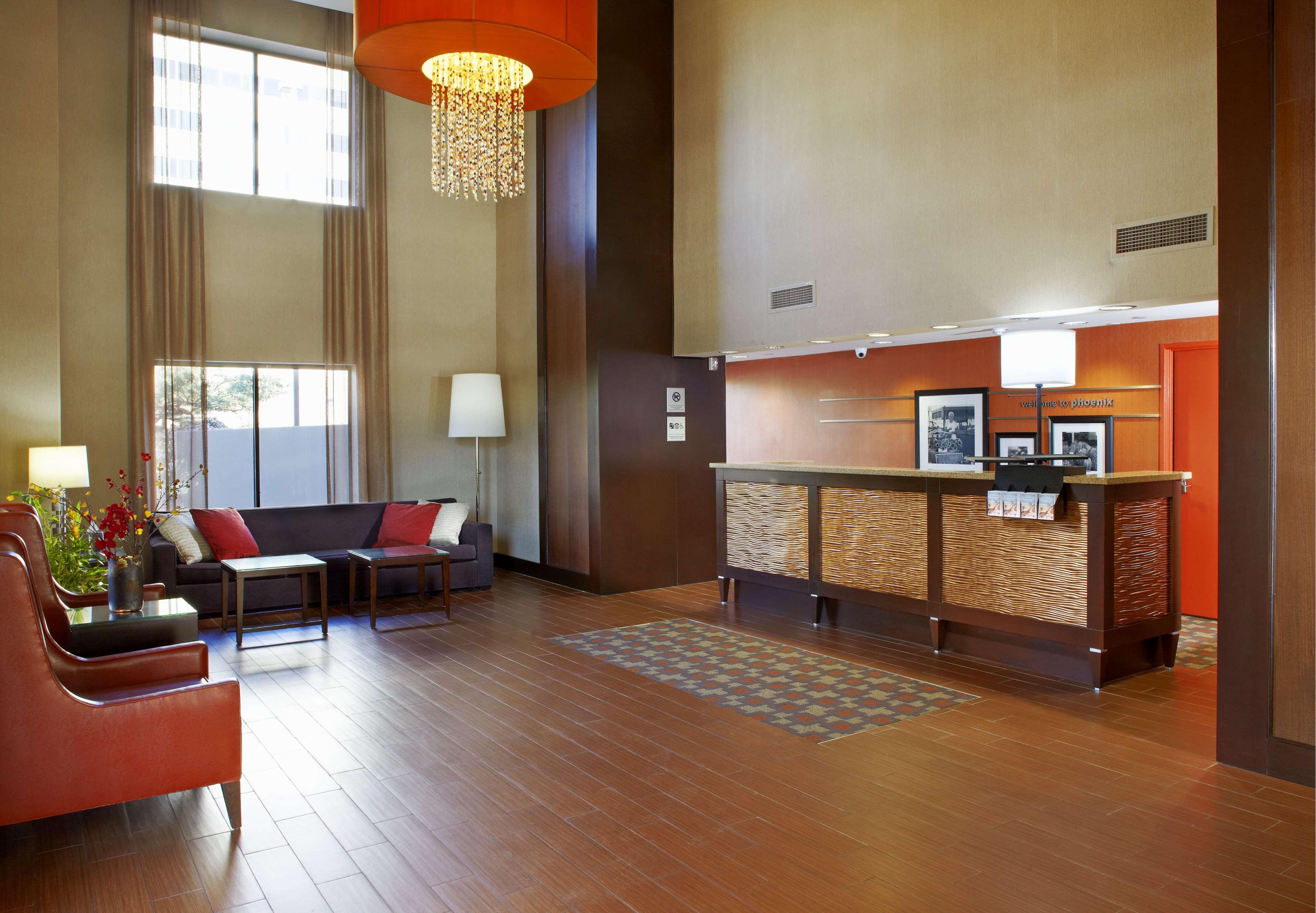 Hampton Inn Phoenix - Biltmore Dış mekan fotoğraf