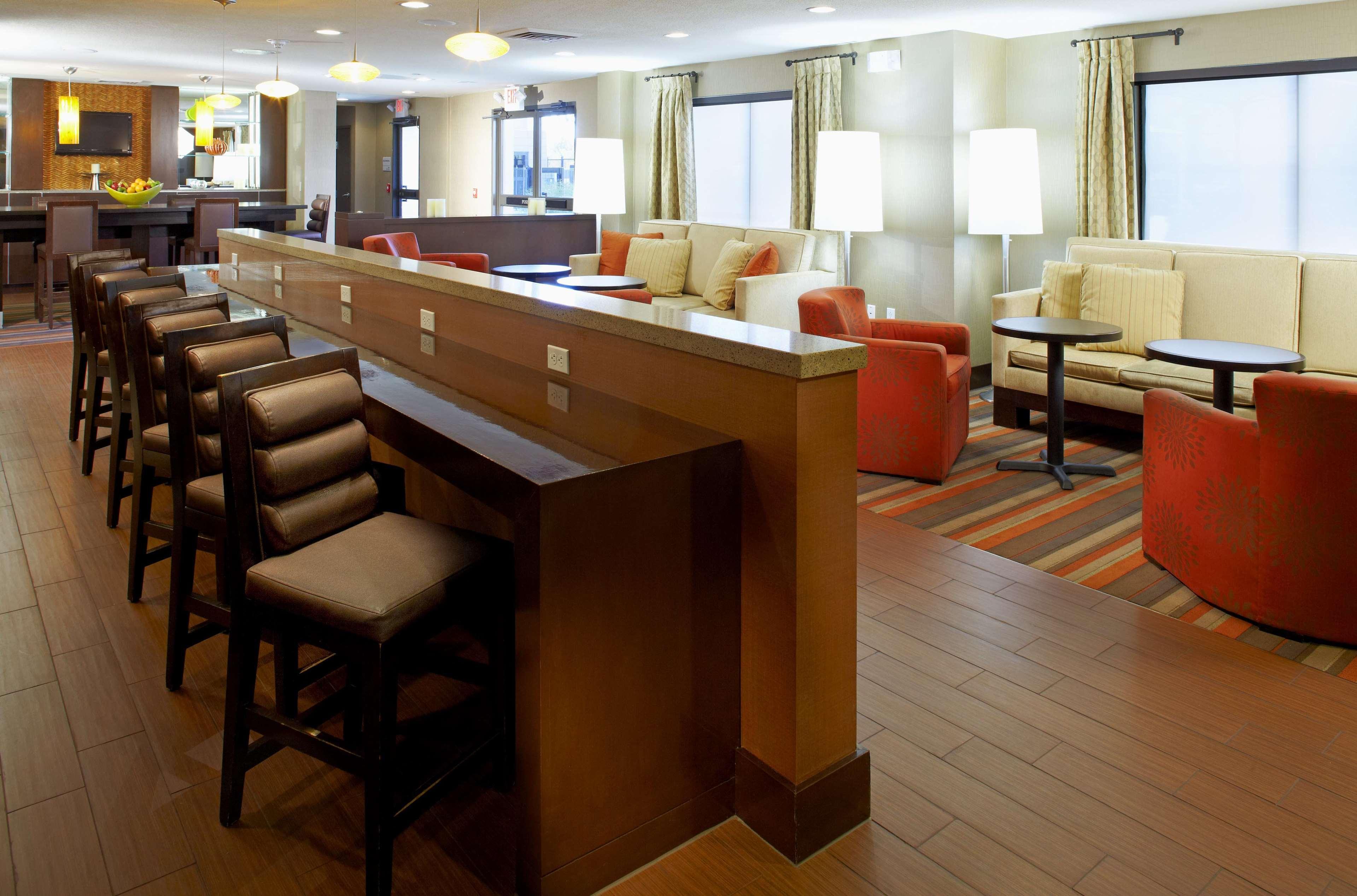 Hampton Inn Phoenix - Biltmore Dış mekan fotoğraf