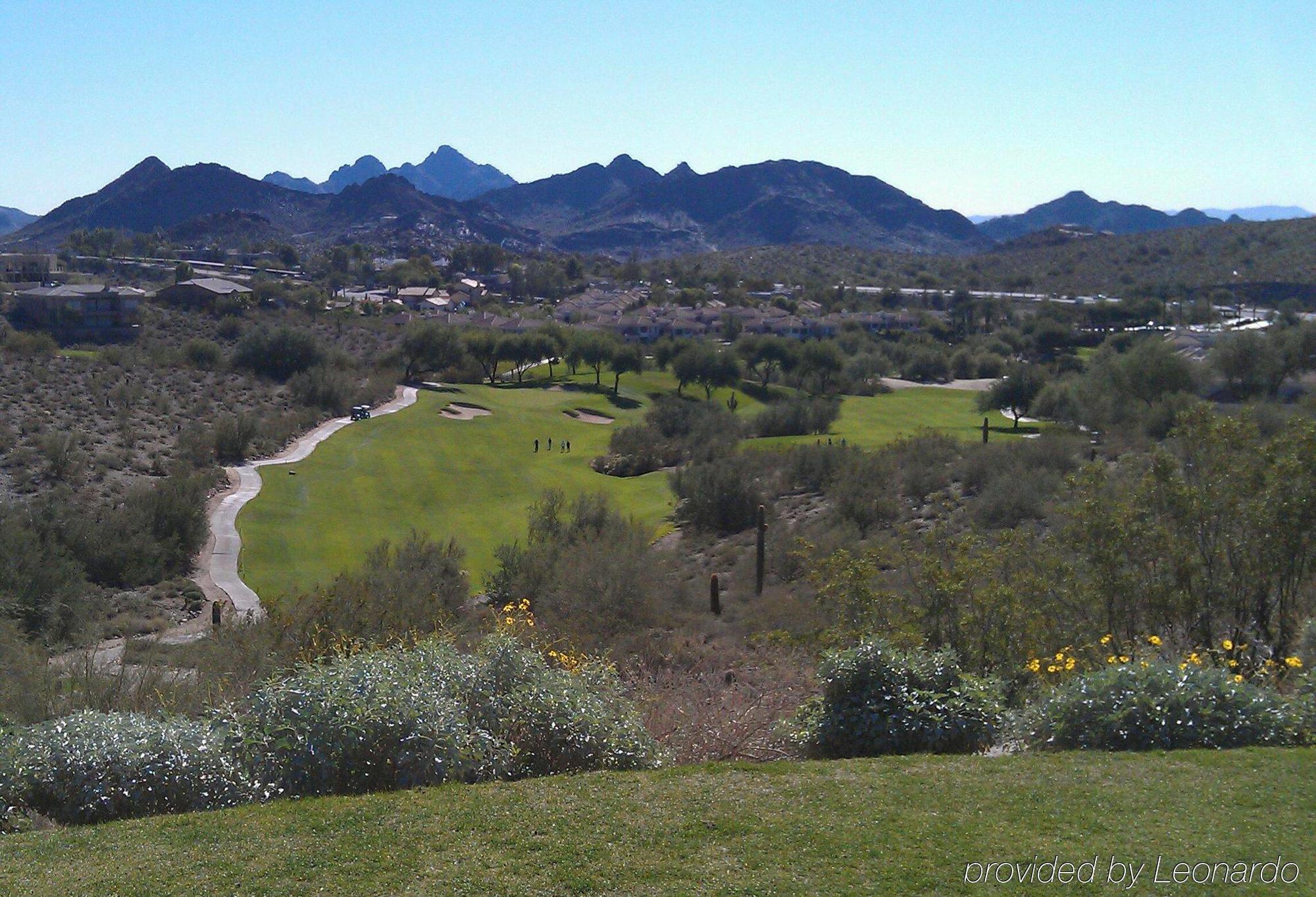 Hampton Inn Phoenix - Biltmore Dış mekan fotoğraf